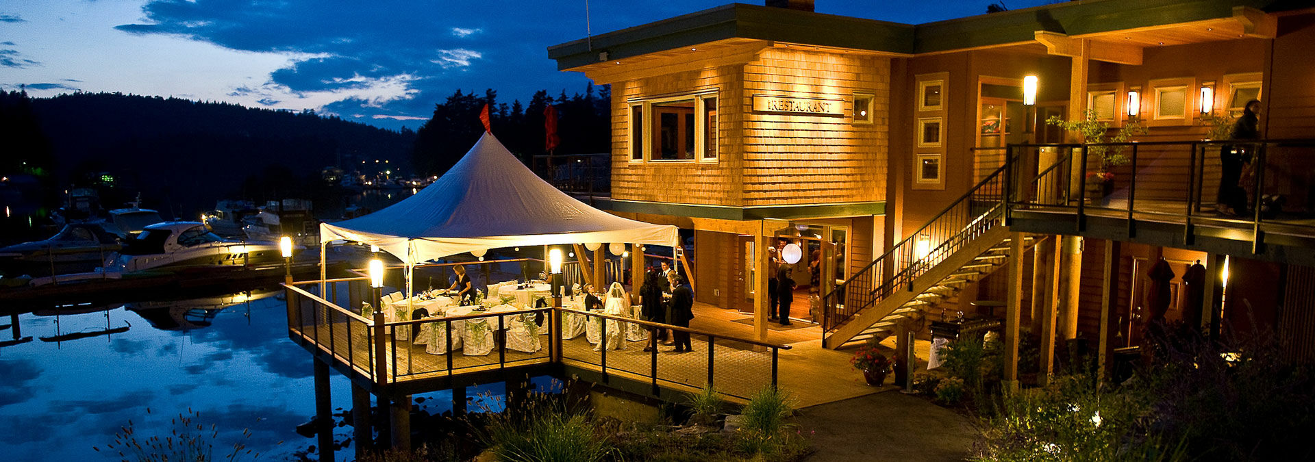 Painted Boat Resort Spa And Marina Madeira Park Extérieur photo